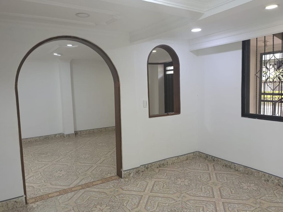 Casa en arriendo Antioquia Medellín Cristo Rey 135 m2 Habitaciones 3 Baños 2 Garajes 1 Precio $3800000