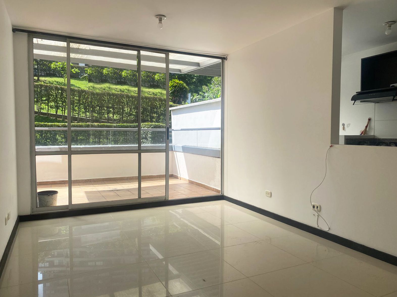 Apartamento en arriendo Antioquia Envigado Las Antillas 81 m2 Habitaciones 3 Baños 2 Garajes 1 Precio $3150000