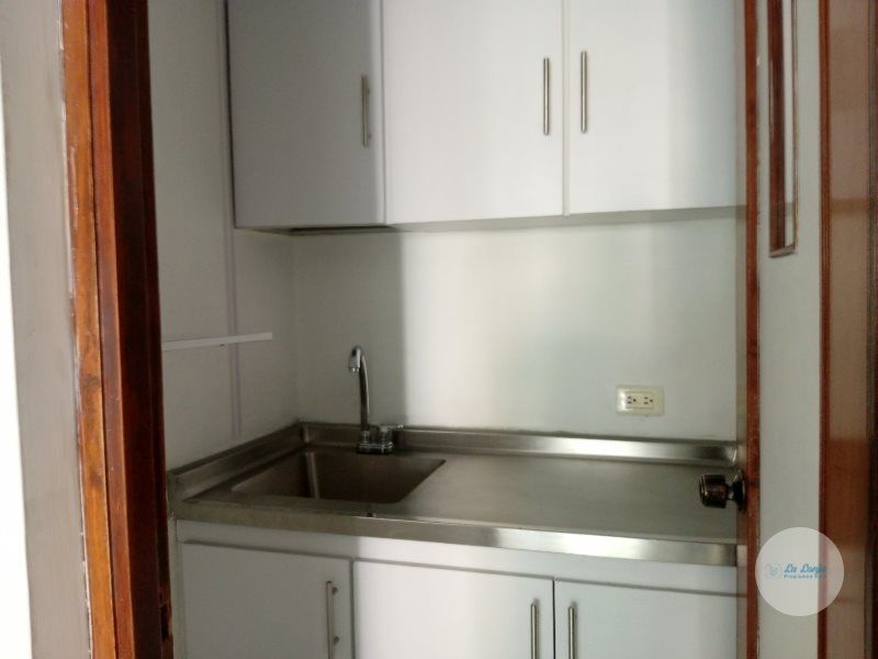 Oficina en arriendo Antioquia Medellín Los Colores 90 m2 Habitaciones 0 Baños 1 Garajes 1 Precio $6000000