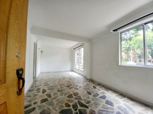 Apartamento en venta Antioquia Itagüí Ub Entrecolinas Et Ii 70 m2 Habitaciones 3 Baños 2 Garajes 1 Precio $270000000