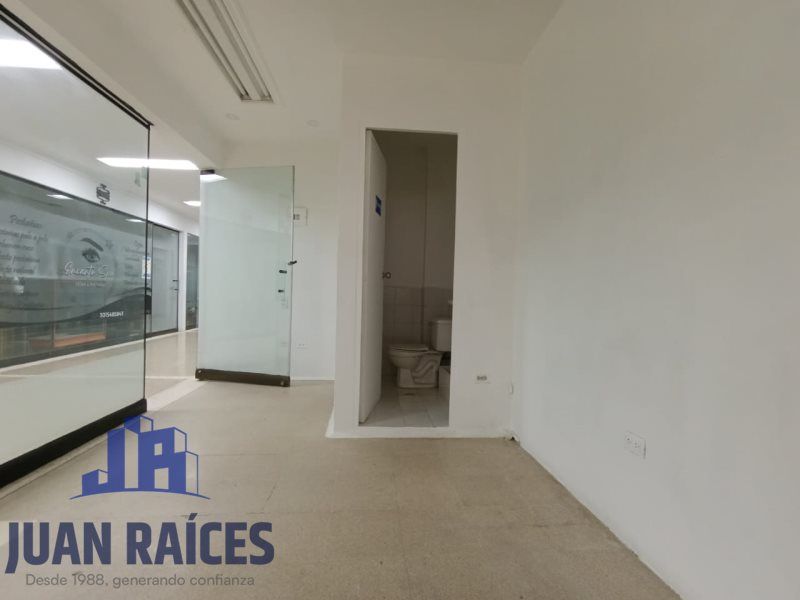 Local en arriendo Antioquia Caldas Caldas 15 m2 Habitaciones 0 Baños 1 Garajes 0 Precio $630000