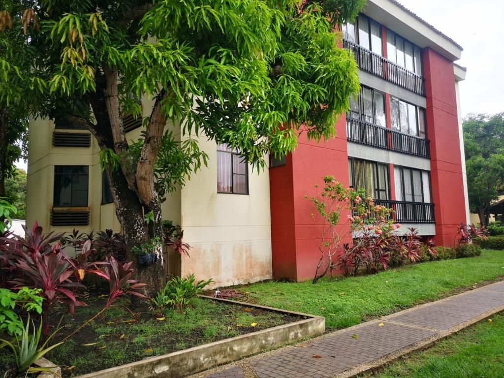 Apartamento en venta Tolima Melgar Melgar 92 m2 Habitaciones 4 Baños 2 Garajes 2 Precio $310000000