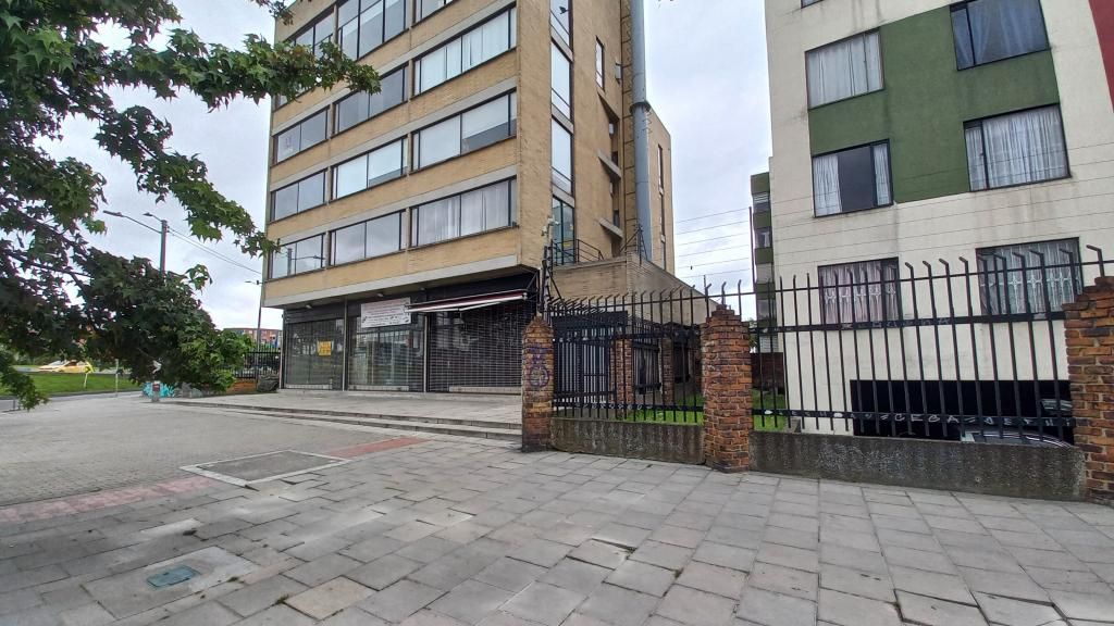 Local en venta Cundinamarca Bogotá Rincon De Mandalay 23 m2 Habitaciones 0 Baños 1 Garajes 0 Precio $250000000