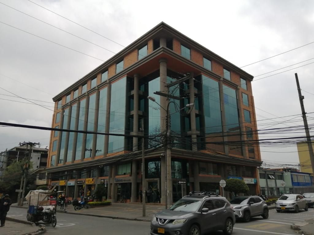 Oficina en venta Cundinamarca Bogotá Lago Gaitan 27 m2 Habitaciones 0 Baños 1 Garajes 1 Precio $195000000