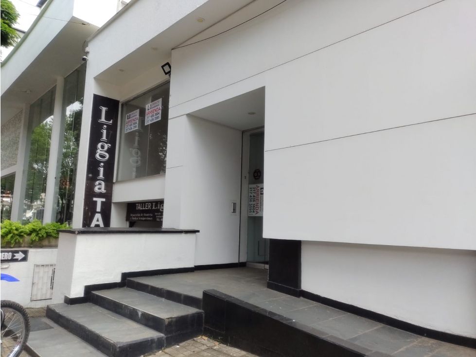 Local en arriendo Valle Del Cauca Cali Chipichape 200 m2 Habitaciones 0 Baños 3 Garajes 2 Precio $9000000
