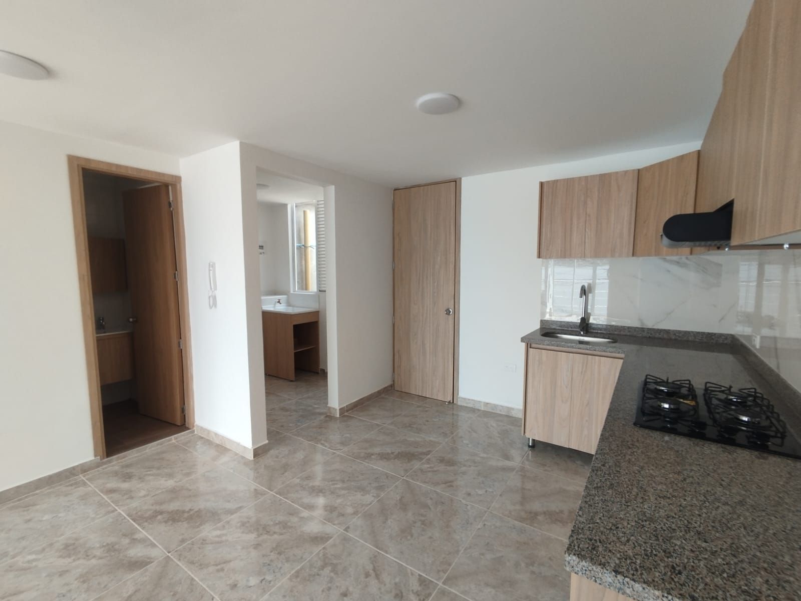 Apartamento en arriendo Risaralda Pereira Popular Modelo 98 m2 Habitaciones 3 Baños 3 Garajes 1 Precio $3200000