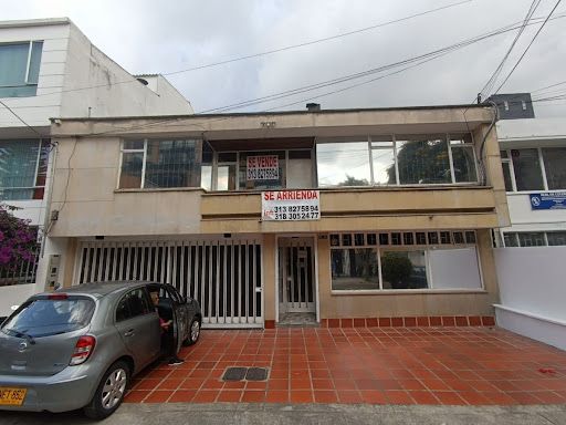 Casa en arriendo Cundinamarca Bogotá La Castellana 400 m2 Habitaciones 18 Baños 6 Garajes 0 Precio $10084033