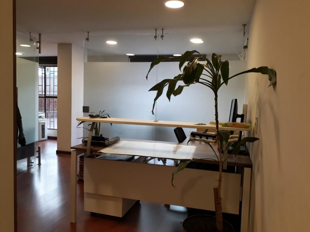 Oficina en venta Cundinamarca Bogotá Chicó Norte 42 m2 Habitaciones 0 Baños 1 Garajes 1 Precio $300000000