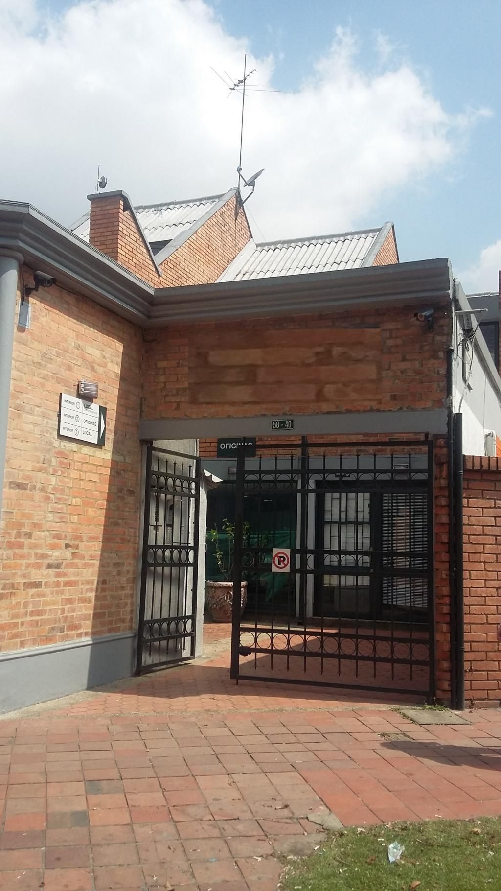 Oficina en arriendo Cundinamarca Bogotá Las Villas 22 m2 Habitaciones 0 Baños 1 Garajes 0 Precio $1200000