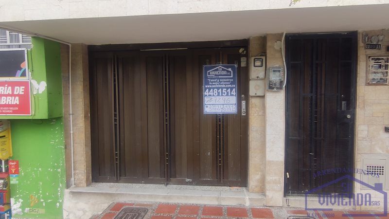 Local en arriendo Antioquia Medellín Santa Rosa De Lima 10 m2 Habitaciones 0 Baños 1 Garajes 0 Precio $750000