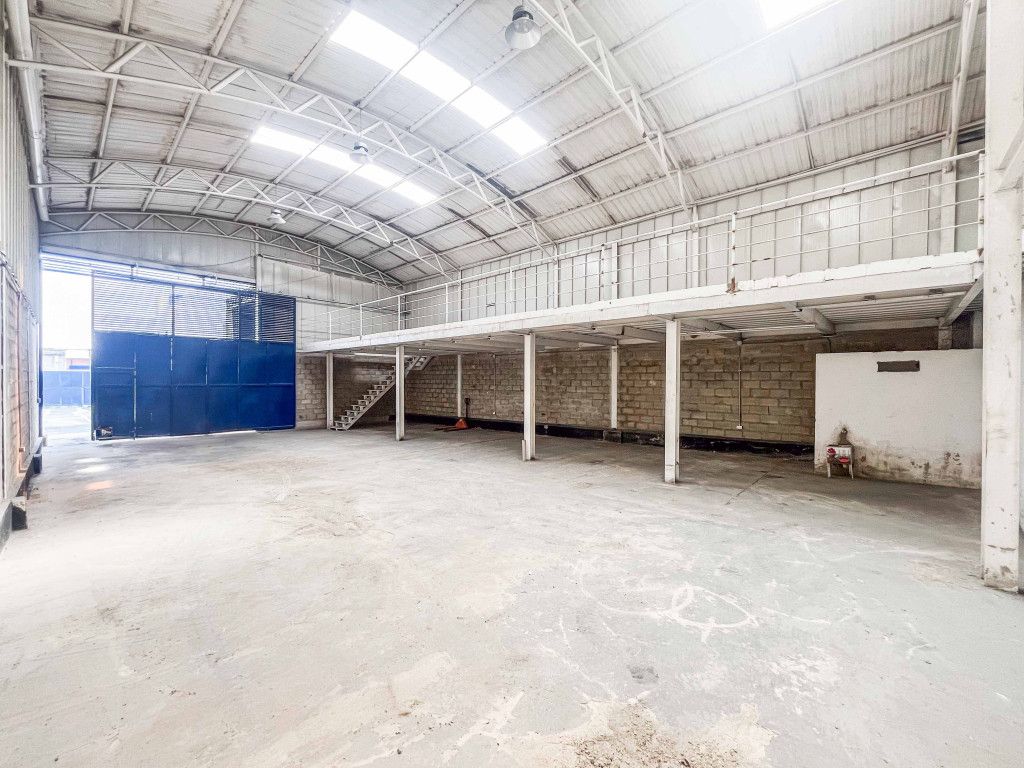 Bodega en arriendo Valle Del Cauca Yumbo Zona Industrial 294 m2 Habitaciones 0 Baños 1 Garajes 0 Precio $8350000