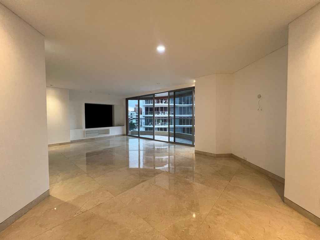 Apartamento en arriendo Atlántico Barranquilla Altos Del Prado 276 m2 Habitaciones 3 Baños 4 Garajes 2 Precio $8000000