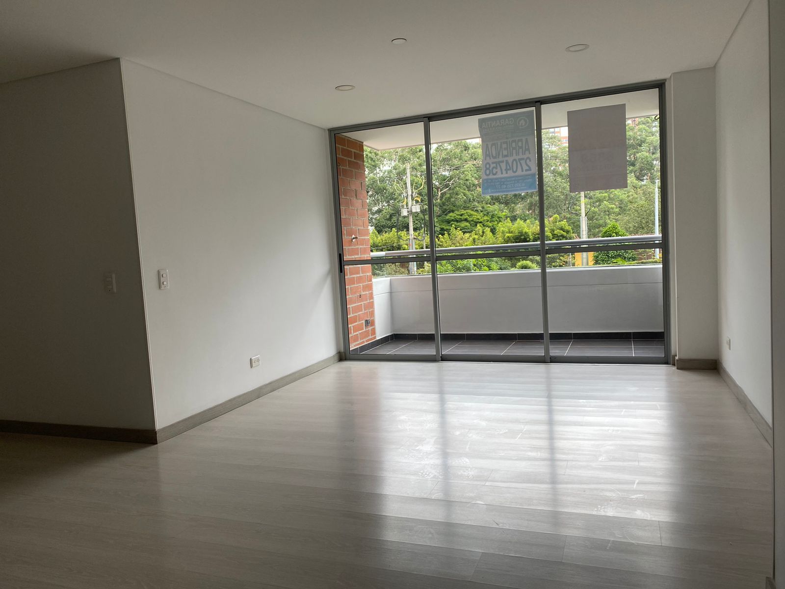 Apartamento en arriendo Antioquia Envigado Las Palmas 95 m2 Habitaciones 3 Baños 2 Garajes 2 Precio $4500000