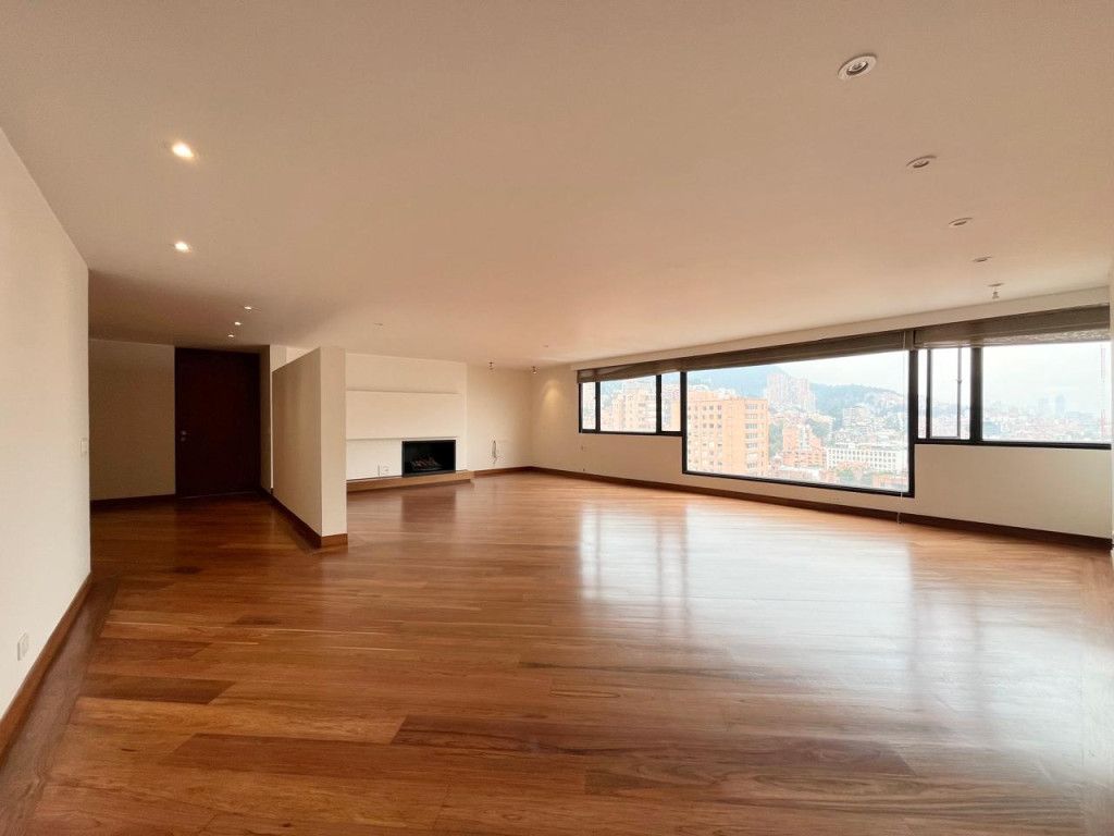 Apartamento en venta Cundinamarca Bogotá Emaus 230 m2 Habitaciones 2 Baños 4 Garajes 3 Precio $1950000000