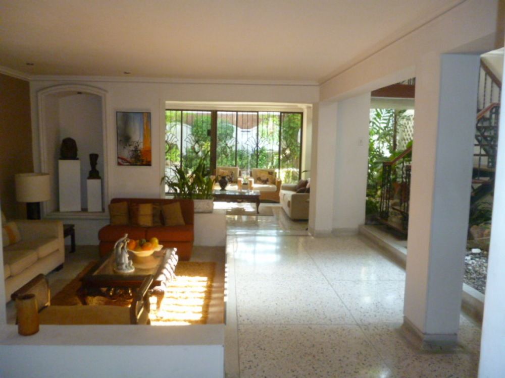 Casa en venta Atlántico Barranquilla Altos Del Prado 600 m2 Habitaciones 4 Baños 4 Garajes 2 Precio $1500000000