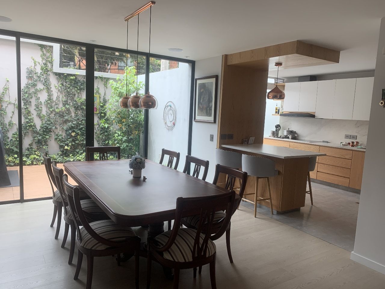 Casa en venta Cundinamarca Bogotá Santa Barbara Alta 200 m2 Habitaciones 3 Baños 3 Garajes 2 Precio $2300000000