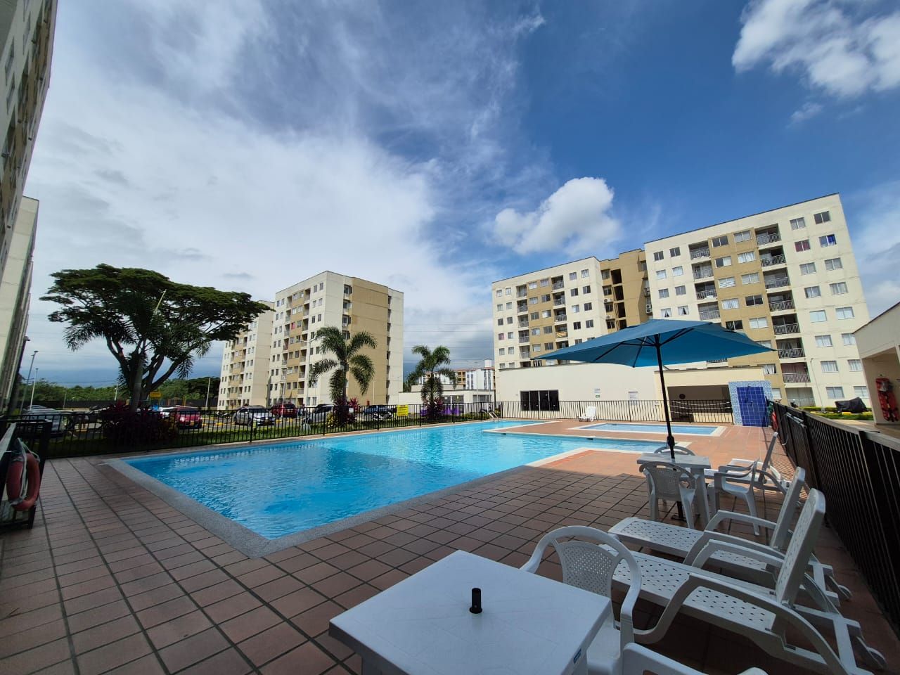 Apartamento en venta Valle Del Cauca Jamundí Cr Surcos De Pangola 61 m2 Habitaciones 3 Baños 2 Garajes 1 Precio $165000000