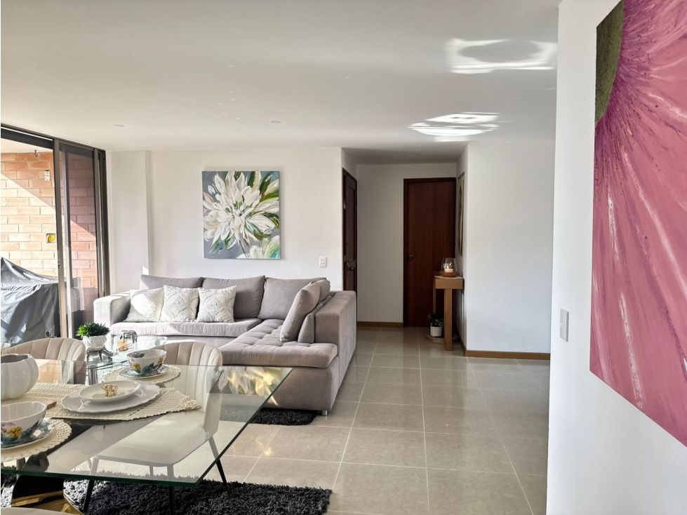 Apartamento en arriendo o venta Antioquia Medellín El Castillo 140 m2 Habitaciones 3 Baños 3 Garajes 2 Precio venta $1250000000 Precio arriendo $6300000