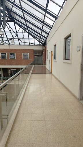 Consultorio en venta Cundinamarca Bogotá Villa Elisa 230 m2 Habitaciones 0 Baños 1 Garajes 0 Precio $145000000