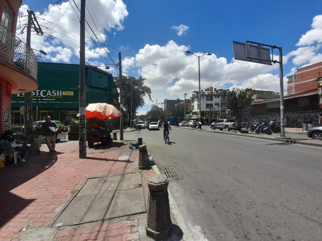 Local en arriendo Cundinamarca Bogotá Siete De Agosto 21 m2 Habitaciones 0 Baños 1 Garajes 0 Precio $2500000