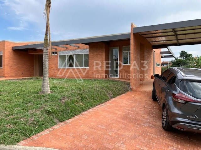Casa en arriendo Risaralda Pereira Cn Campestre San Jose De Las Villas 385 m2 Habitaciones 4 Baños 6 Garajes 4 Precio $10920000