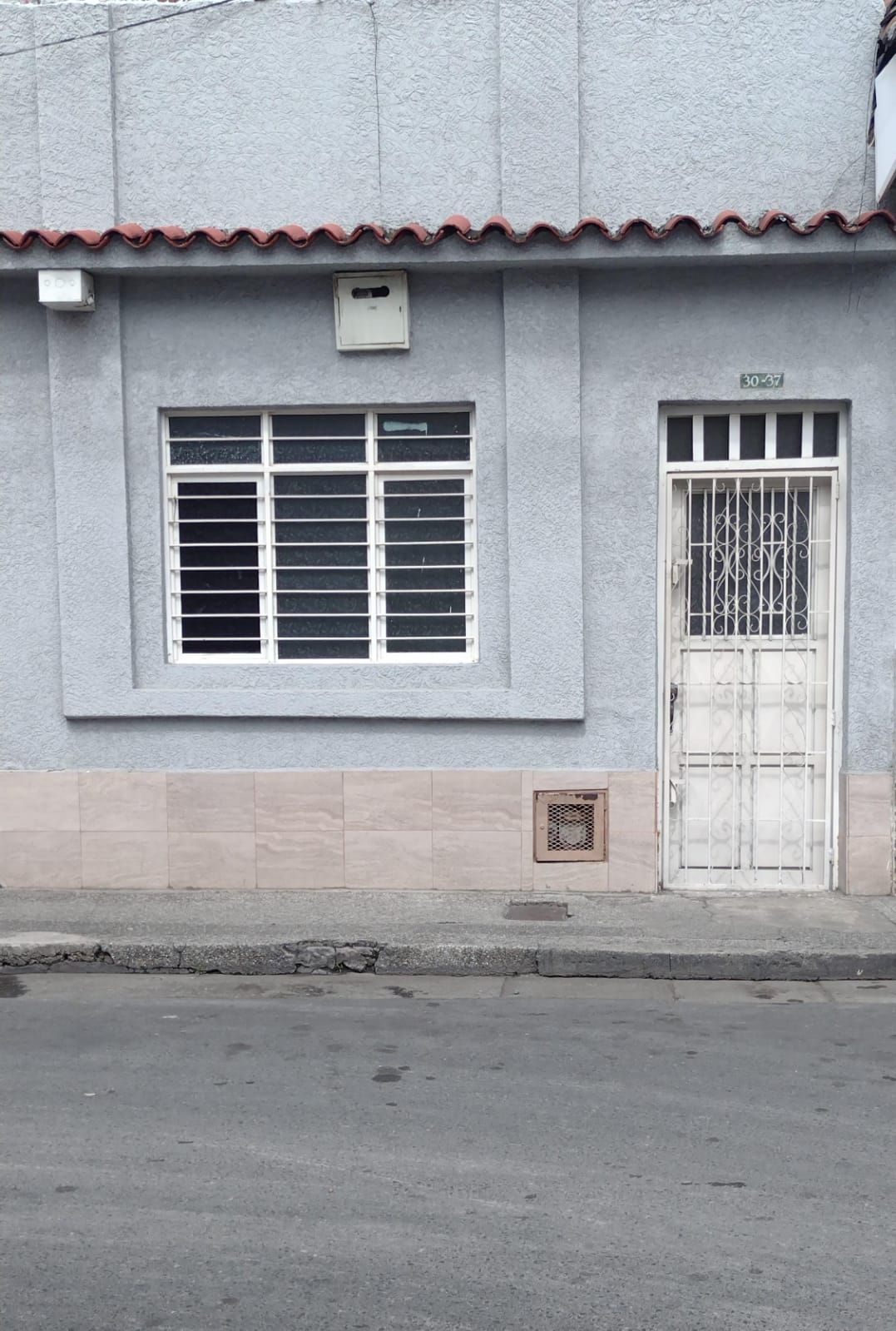 Oficina en arriendo Valle Del Cauca Palmira Central 50 m2 Habitaciones 0 Baños 1 Garajes 0 Precio $820000