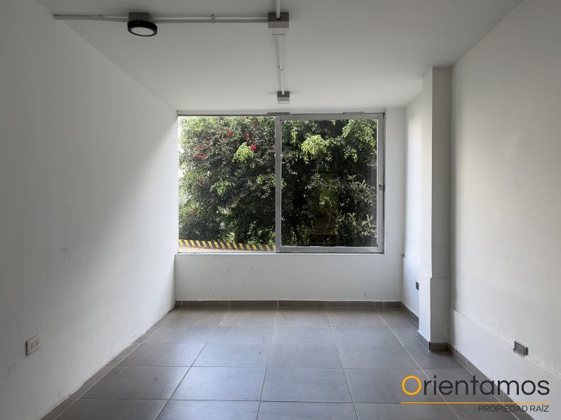 Local en arriendo Antioquia Medellín Urbanizacion Remansos De San Lucas 16 m2 Habitaciones 0 Baños 0 Garajes 0 Precio $1800000