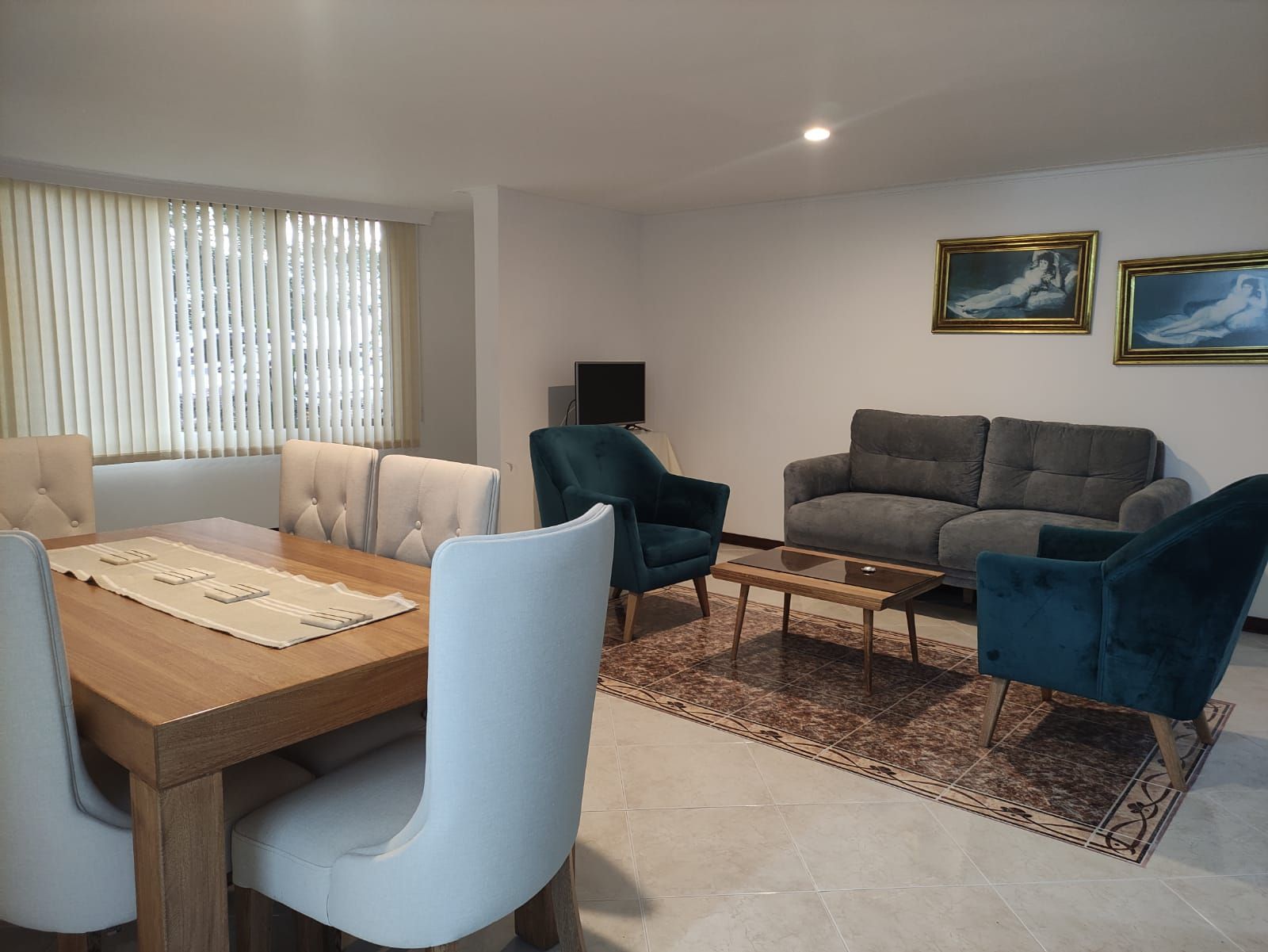Apartamento en arriendo Antioquia Medellín San Lucas 120 m2 Habitaciones 3 Baños 3 Garajes 0 Precio $3500000