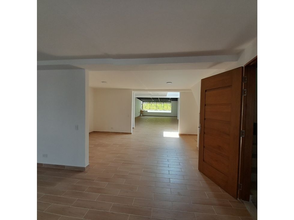 Local en arriendo Antioquia El Carmen De Viboral El Carmen De Viboral 180 m2 Habitaciones 0 Baños 2 Garajes 0 Precio $5000000
