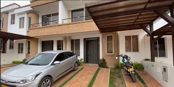 Casa en venta Cundinamarca Fusagasugá Centro 128 m2 Habitaciones 3 Baños 3 Garajes 2 Precio $720000000