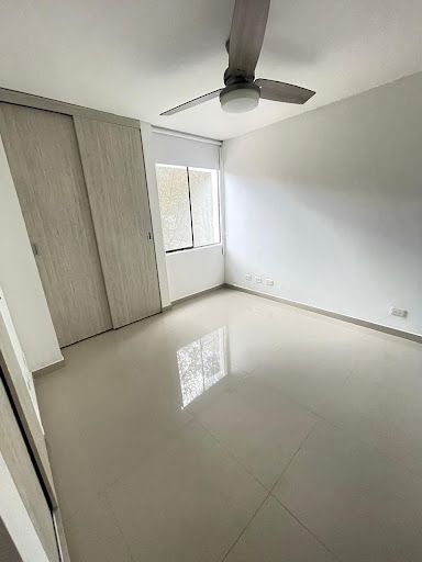Casa en venta Antioquia Medellín Asomadera No2 145 m2 Habitaciones 3 Baños 4 Garajes 1 Precio $680000000