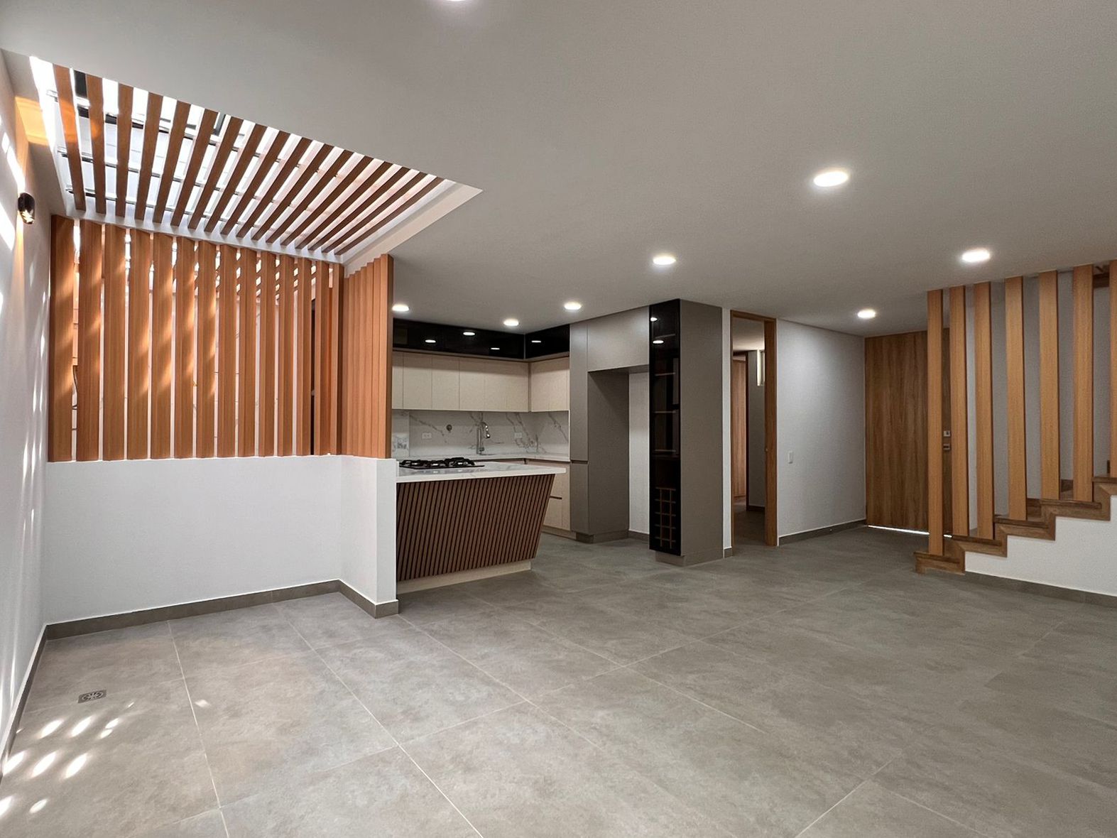 Casa en venta Antioquia Rionegro Gualanday 178 m2 Habitaciones 4 Baños 5 Garajes 2 Precio $1200000000