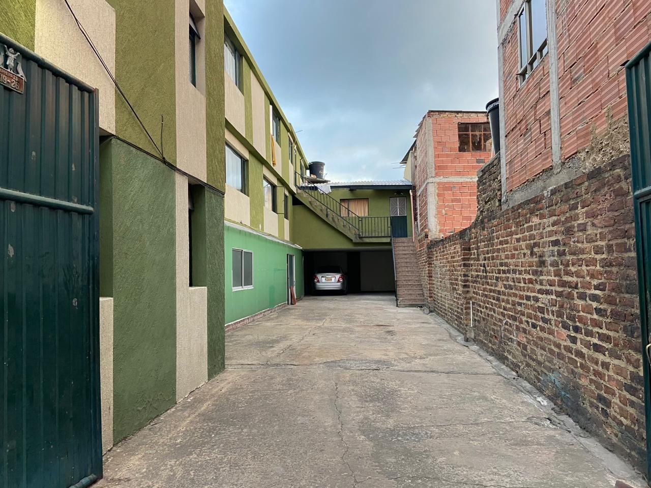 Edificio en venta Cundinamarca Zipaquirá San Rafael 405 m2 Habitaciones 6 Baños 4 Garajes 6 Precio $1100000000