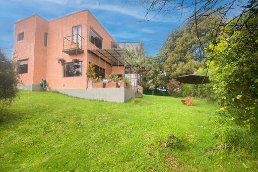 Casa en arriendo Cundinamarca La Calera La Calera 145 m2 Habitaciones 3 Baños 4 Garajes 0 Precio $4500000