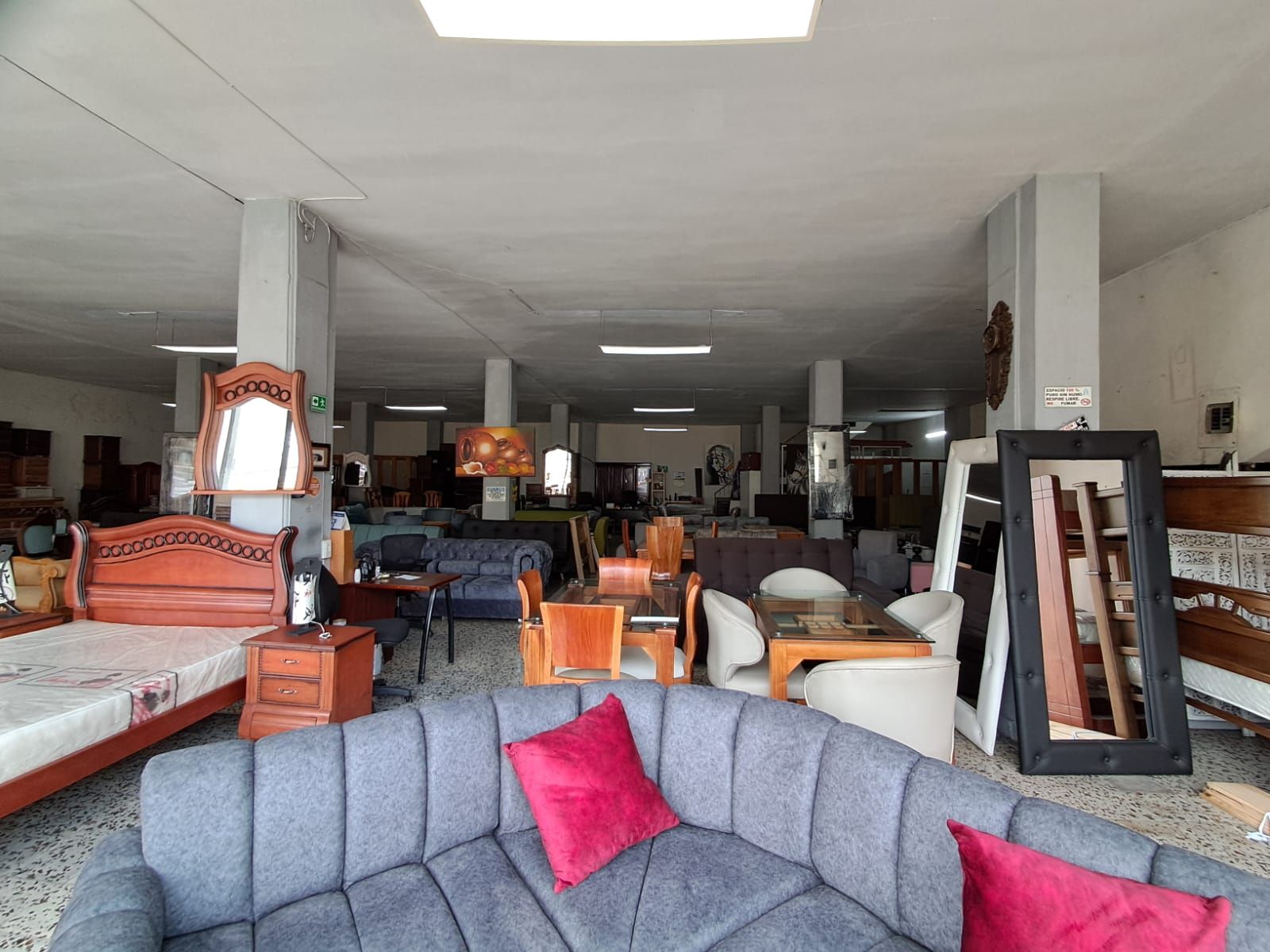 Bodega en arriendo Antioquia Itagüí Simón Bolívar 400 m2 Habitaciones 0 Baños 1 Garajes 0 Precio $20000000