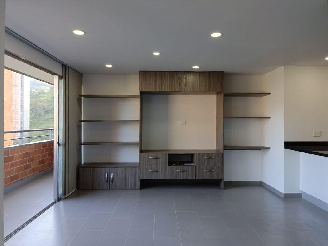 Apartaestudio en arriendo Antioquia Medellín Loma De Los Bernal 50 m2 Habitaciones 1 Baños 2 Garajes 2 Precio $2200000