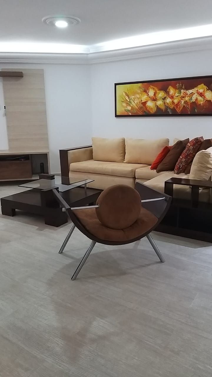 Apartamento en venta Antioquia Medellín Laureles 130 m2 Habitaciones 3 Baños 2 Garajes 2 Precio $690000000