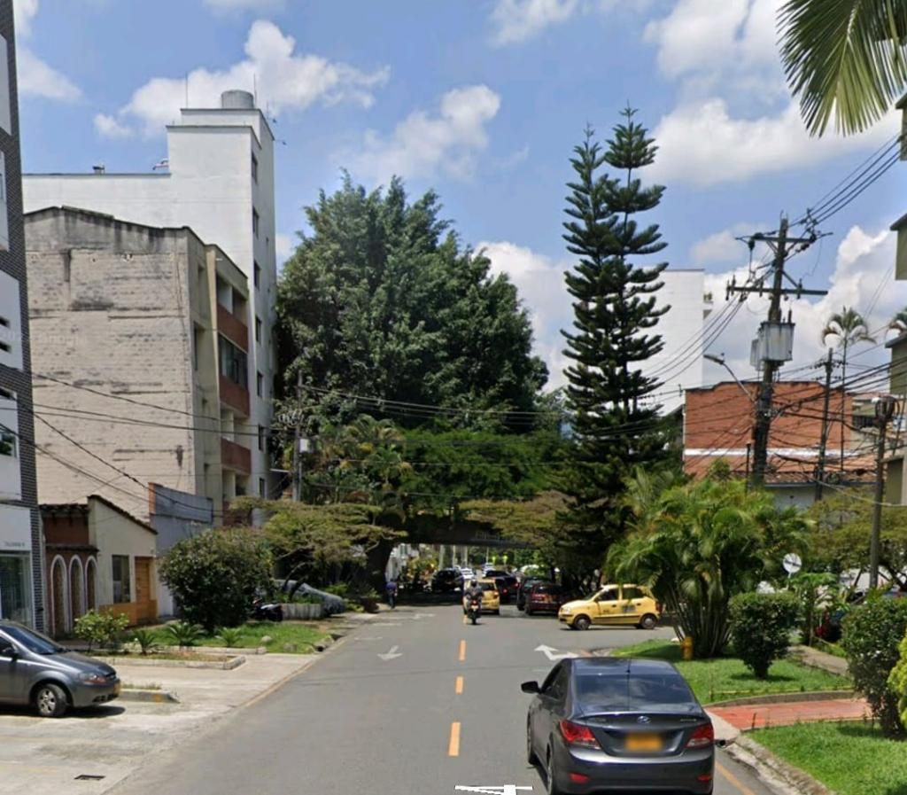 Casa en venta Antioquia Medellín Los Conquistadores 150 m2 Habitaciones 4 Baños 3 Garajes 1 Precio $1300000000