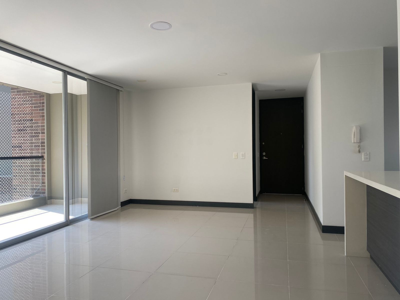 Apartamento en arriendo Antioquia Medellín El Castillo 100 m2 Habitaciones 2 Baños 3 Garajes 2 Precio $5650000