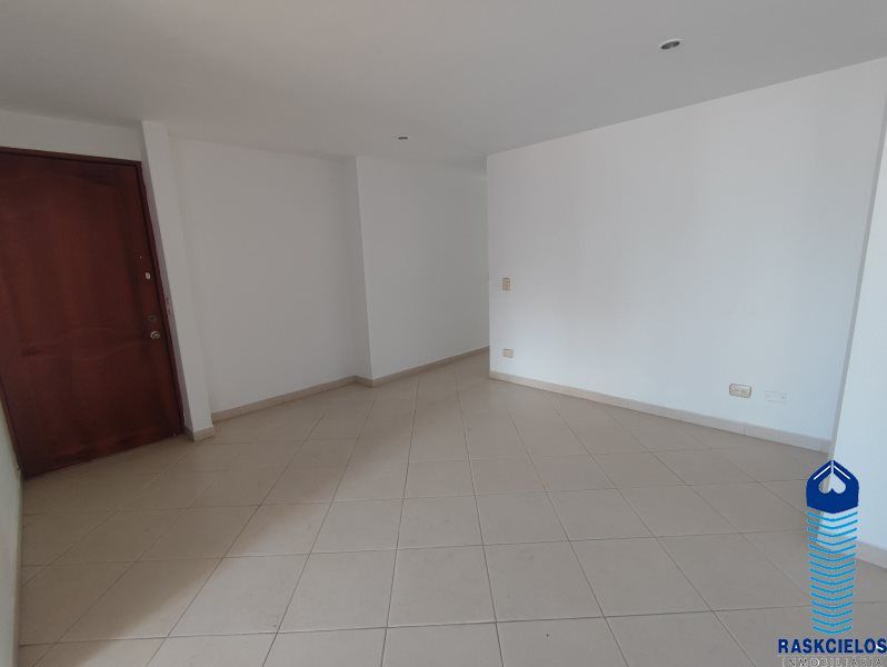 Apartamento en arriendo Antioquia Medellín El Nogal- Los Almendros 95 m2 Habitaciones 3 Baños 2 Garajes 1 Precio $3000000