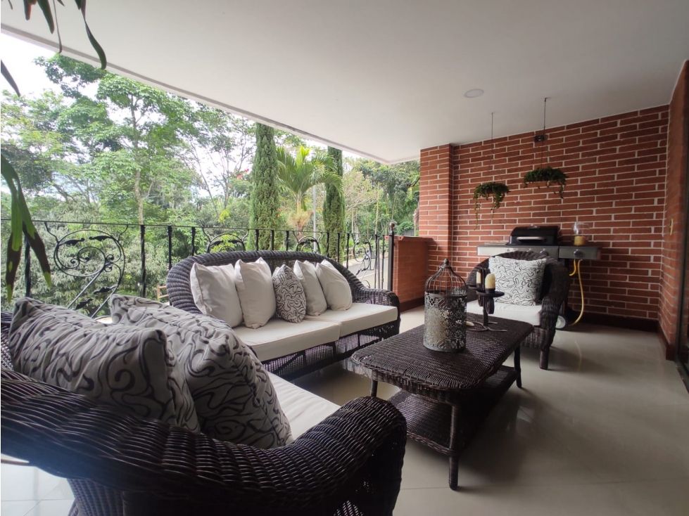 Casa en venta Antioquia Sabaneta Lagos De La Doctora 400 m2 Habitaciones 4 Baños 3 Garajes 2 Precio $1600000000