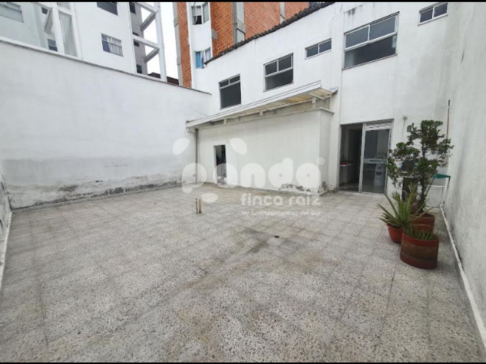 Local en arriendo Antioquia Medellín Los Conquistadores 140 m2 Habitaciones 0 Baños 1 Garajes 0 Precio $7600000