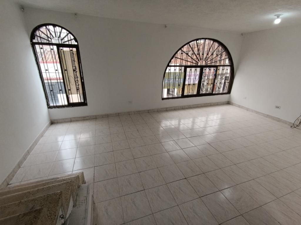 Casa en arriendo Valle Del Cauca Cali Guayaquil 130 m2 Habitaciones 4 Baños 3 Garajes 0 Precio $1600000