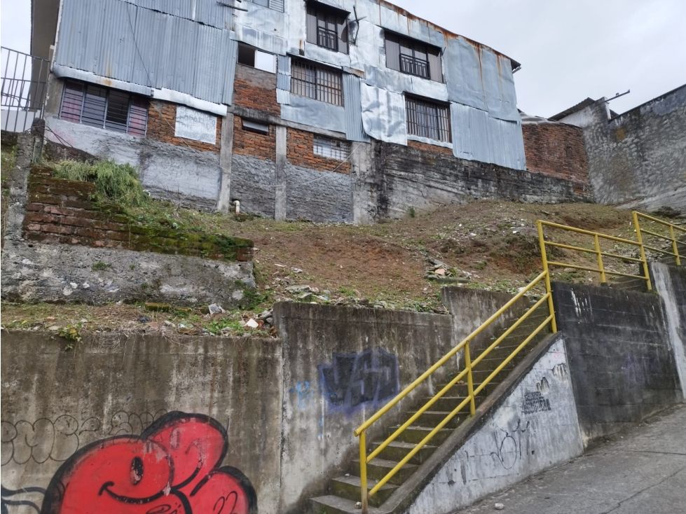 Lote en venta Caldas Chinchiná Centro 108 m2 Habitaciones 0 Baños 0 Garajes 0 Precio $140000000