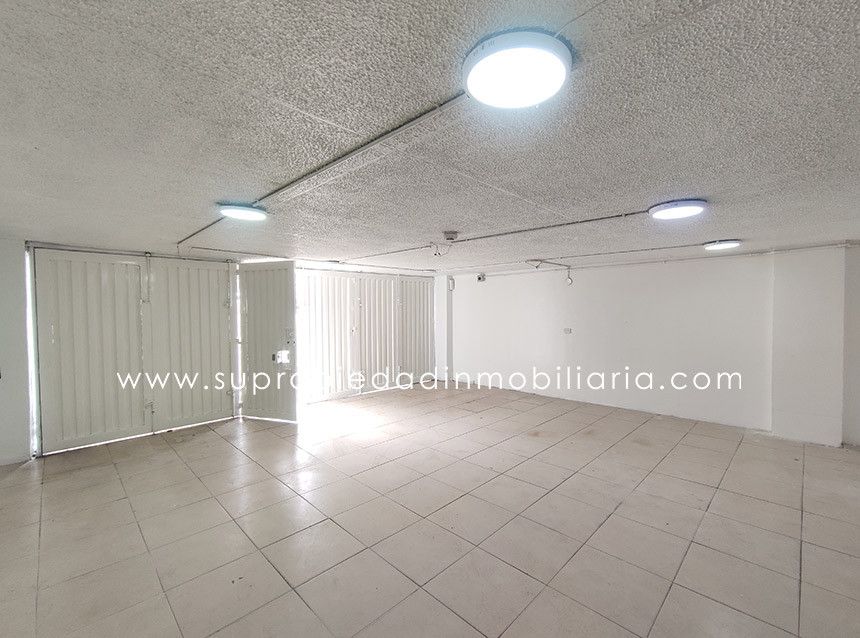 Local en arriendo Cundinamarca Bogotá Lago Gaitan 90 m2 Habitaciones 0 Baños 1 Garajes 1 Precio $2600000