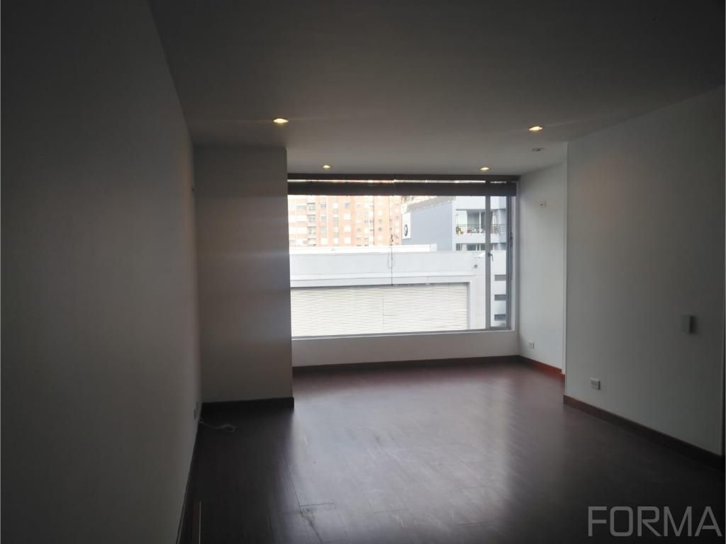 Apartamento en venta Cundinamarca Bogotá Bella Suiza 145 m2 Habitaciones 4 Baños 3 Garajes 2 Precio $920000000