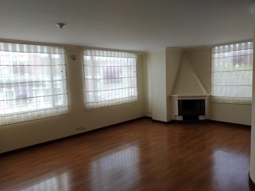 Apartamento en venta Cundinamarca Bogotá El Contador 95 m2 Habitaciones 3 Baños 3 Garajes 2 Precio $535000000