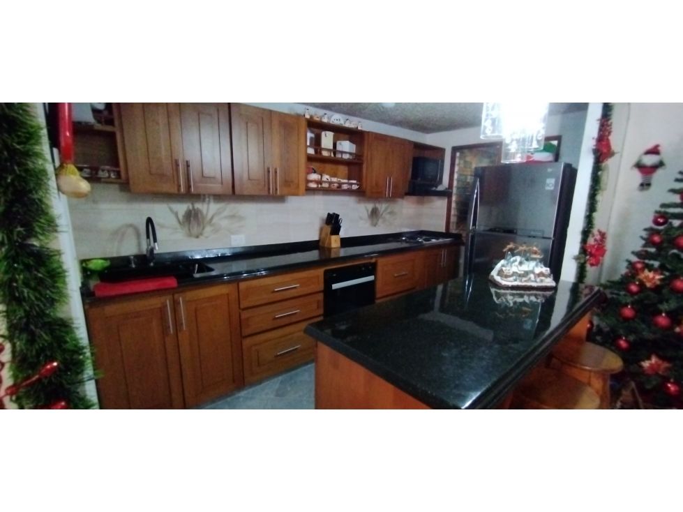 Casa en venta Antioquia Rionegro El Porvenir 105 m2 Habitaciones 3 Baños 2 Garajes 4 Precio $560000000