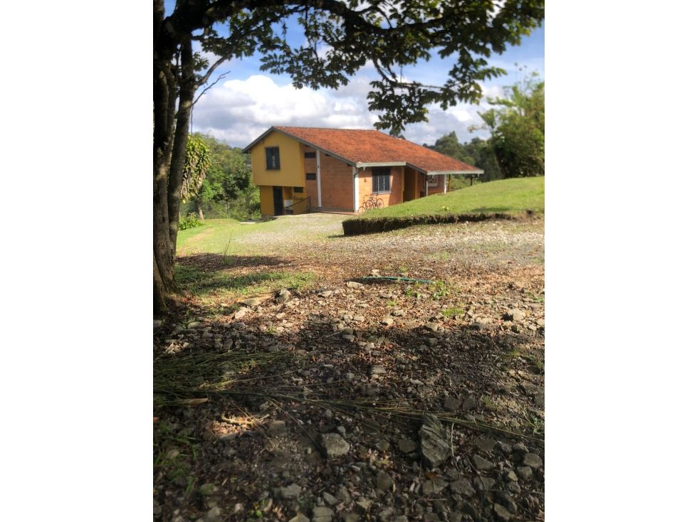 Casa en venta Antioquia Rionegro El Porvenir 350 m2 Habitaciones 3 Baños 2 Garajes 1 Precio $1800000000