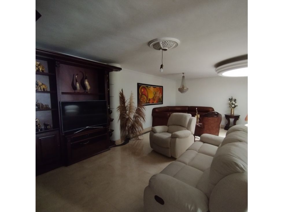 Casa en venta Antioquia Envigado La Pradera 246 m2 Habitaciones 5 Baños 4 Garajes 1 Precio $1150000000